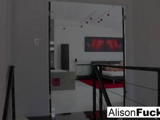 Krivky alison berie niektorí dobrý člen v ju spálňa: dospelé video 31