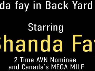 Canadiana milf shanda fada é um amoroso vizinha dando um | xhamster